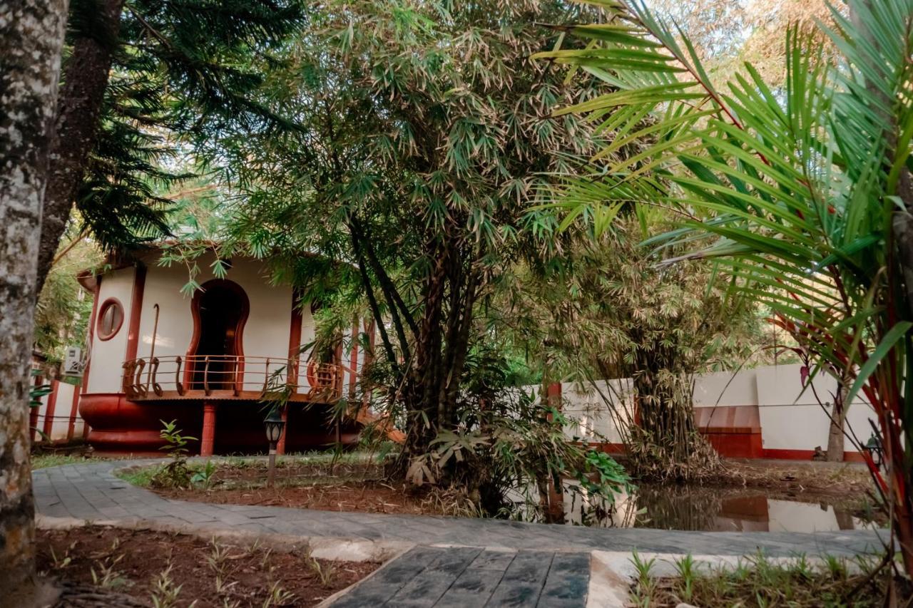 Eden Garden By Cliff Way Otel Varkala Dış mekan fotoğraf