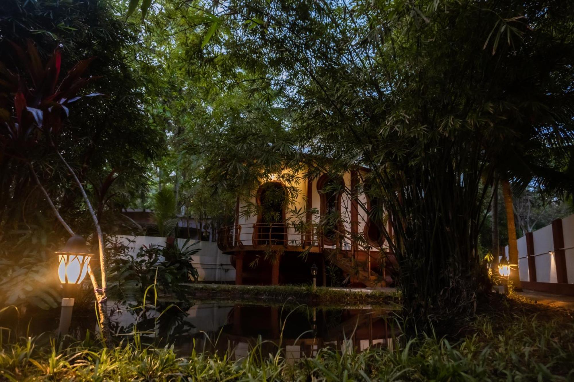 Eden Garden By Cliff Way Otel Varkala Dış mekan fotoğraf